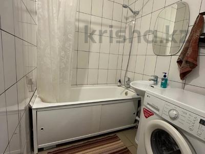 Продажа квартир в Алматы: 1-комнатная квартира · 35 м² · 4/5 этаж, мкр Самал-1, достык за 37 млн 〒 1-комнатная квартира · 35 м² · 4/5 этаж, мкр Самал-1, достык за 37 млн 〒 в Алматы, Медеуский р-н