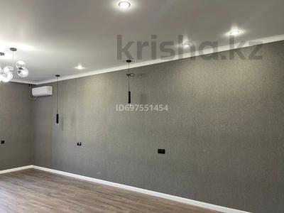 Пәтерлер в Западно-Казахстанской обл.: 2-бөлмелі пәтер · 80 м² · 10/10 қабат, мкр Женис 11, бағасы: 36 млн 〒 2-бөлмелі пәтер · 80 м² · 10/10 қабат, мкр Женис 11, бағасы: 36 млн 〒 в Уральске