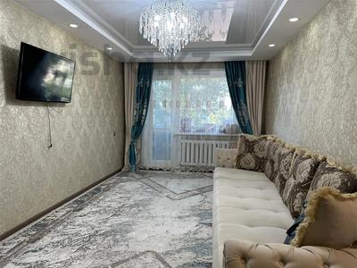 2-бөлмелі пәтер · 45 м² · 5/5 қабат, 17-шағынаудан, бағасы: 12 млн ₸ в Караганде, Алихана Бокейханова р-н