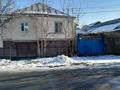 Отдельный дом · 10 комнат · 200 м² · 10 сот., Насридин сералиева 36 — Насридин сералиева за 45 млн 〒 в Шымкенте, Аль-Фарабийский р-н