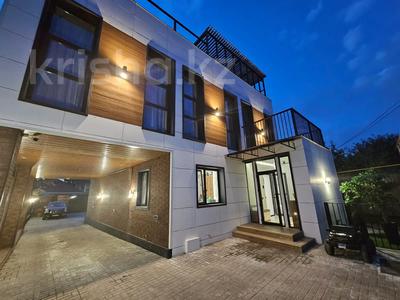 Отдельный дом · 4 комнаты · 300 м² · 4 сот., Самым Кар 3 за 5 млн 〒 в Алматы