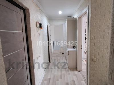 4-бөлмелі пәтер · 62 м² · 2/5 қабат, Майкудук, 14й микрорайон 10, бағасы: 14.5 млн ₸ в Караганде, Алихана Бокейханова р-н