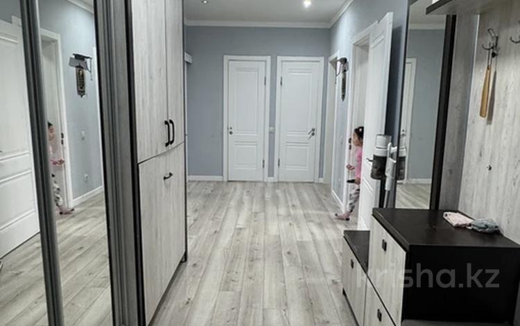 3-комнатная квартира · 73.1 м² · 3/8 этаж, Бокенбай Батыра 155 — Аэропорт за 25.5 млн ₸ в Актобе — фото 2