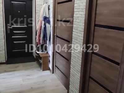 3-бөлмелі пәтер · 55 м² · 2/2 қабат, Байзак Батыра 215 — Байзак Батыра и Койгельды, бағасы: 14 млн 〒 в Таразе