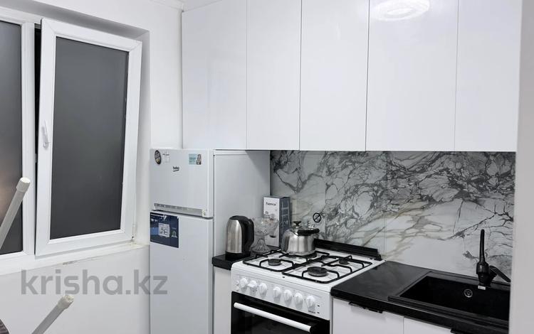 2-комнатная квартира · 46 м² · 3/4 этаж, 5 Мкр 44 за 290 000 ₸ в Алматы, Ауэзовский р-н — фото 4