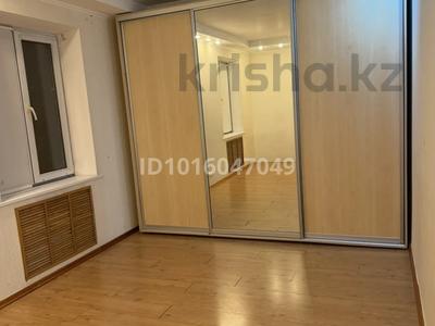 3-комнатная квартира · 70 м² · 2/4 этаж, мкр №10 А — Койшыманова, Сайна за 300 000 ₸ в Алматы, Ауэзовский р-н
