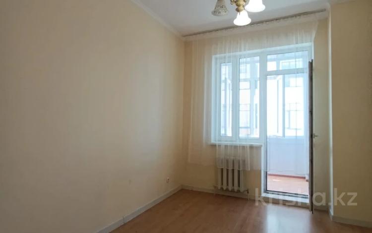 2-бөлмелі пәтер · 85 м² · 13/18 қабат, Кенесары 4, бағасы: 38 млн ₸ в Астане, Сарыарка р-н — фото 4