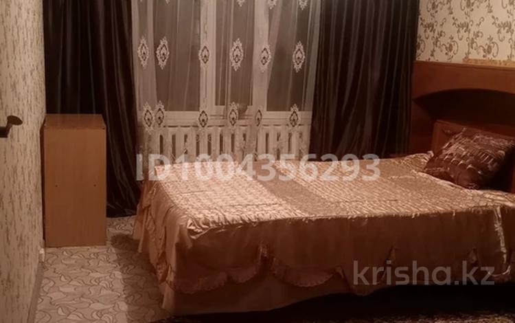 3-комнатная квартира · 64 м² · 2/5 этаж, Юность 47 — Юность. 3 комнатная. Очень теплая. 2- этаж за ~ 23 млн ₸ в Семее — фото 2