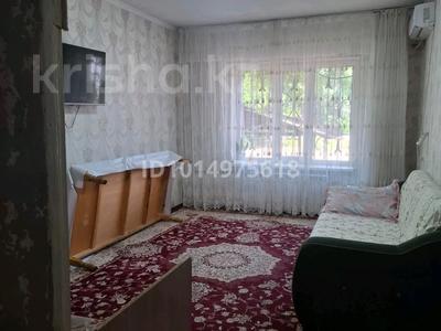2-бөлмелі пәтер · 50 м² · 1/5 қабат, мкр Турлан, Нурпеисова 1а — Школа 42, бағасы: 20 млн ₸ в Шымкенте, Абайский р-н