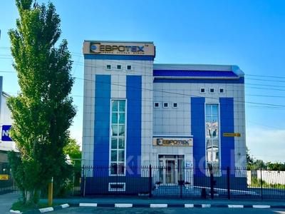 Еркін, кеңселер, дүкендер мен бутиктер, сұлулық салондары, медорталықтар мен дәріханалар, білім орталықтары · 935.1 м², бағасы: 420 млн ₸ в Костанае