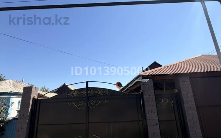 Отдельный дом · 4 комнаты · 150 м² · 7 сот., Исабаева 340 — СШ 1 им Кундакбаева за 20 млн ₸ в Балпыке Би — фото 2