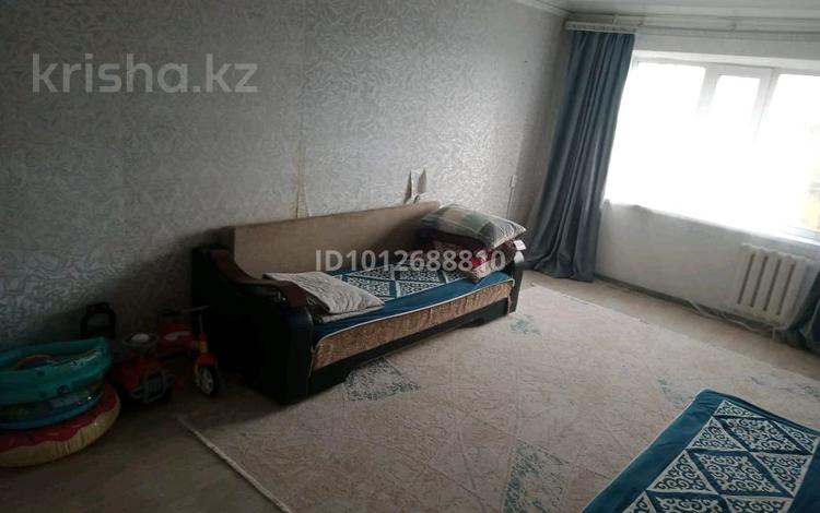 2-бөлмелі пәтер · 54 м² · 4/5 қабат, мкр Шанхай, Рыскулова 16 — ул. Пожарского, бағасы: 130 000 ₸ в Актобе — фото 2