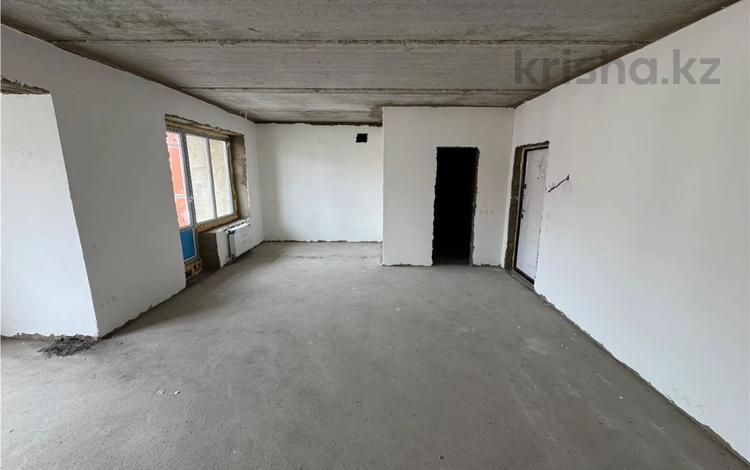 1-бөлмелі пәтер · 45 м² · 4/5 қабат, Жаңа қала ш/а., ул. Академическая, бағасы: 13.5 млн ₸ в Караганде, Казыбек би р-н — фото 3