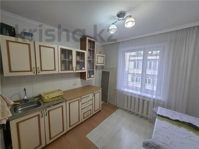 3-бөлмелі пәтер · 61.2 м² · 8/9 қабат, Майкудук, восток 3, бағасы: 20 млн ₸ в Караганде, Алихана Бокейханова р-н