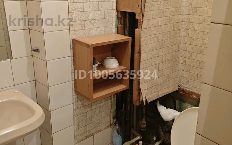 3-бөлмелі пәтер · 57 м² · 2/5 қабат, 18-й микрорайон, 18-й микрорайон 45 — Еримбетова, бағасы: 30 млн ₸ в Шымкенте, Аль-Фарабийский р-н — фото 2