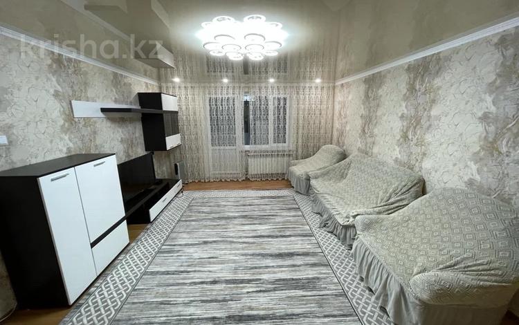 2-комнатная квартира, 70 м², 1/5 этаж посуточно, Военный городок 14А за 12 000 〒 в Талдыкоргане — фото 2