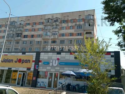 3-комнатная квартира · 703 м² · 9/9 этаж, мкр Аксай-4 30 за 50 млн ₸ в Алматы, Ауэзовский р-н
