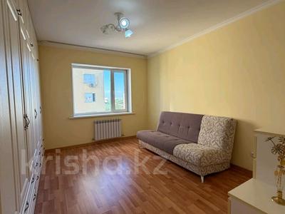 2-комнатная квартира · 56 м² · 8/18 этаж, Кенен Азербаев 47 за ~ 28 млн ₸ в Астане, Сарайшык р-н