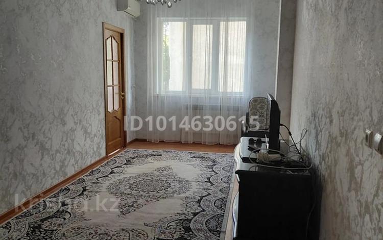2-бөлмелі пәтер · 63 м² · 2/10 қабат, Байтурсынова 58В — Мадели кожа, бағасы: 220 000 ₸ в Шымкенте, Аль-Фарабийский р-н — фото 2