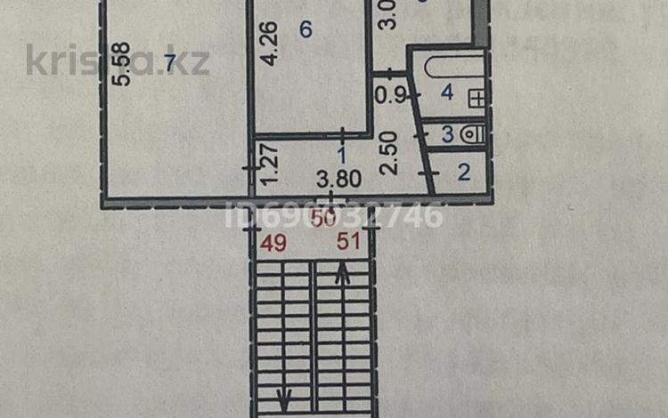 2-комнатная квартира, 43.7 м², 2/5 этаж, мкр Юго-Восток, 28й микрорайон за 18 млн 〒 в Караганде, Казыбек би р-н — фото 2