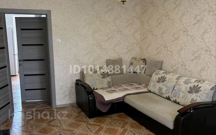 2-бөлмелі пәтер · 60 м², 4микр 33, бағасы: 200 000 ₸ в Аксае — фото 2