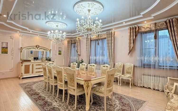 5-комнатная квартира · 247.3 м² · 2/6 этаж, Кайыма Мухамедханова 9 за 200 млн ₸ в Астане, Есильский р-н — фото 2