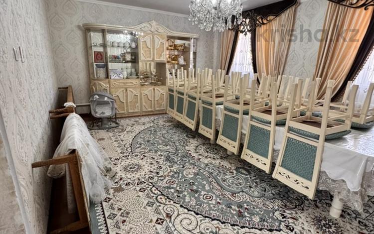 Жеке үй · 5 бөлме · 195 м² · 10 жүзд., Муканов 94 — Коммунизм, бағасы: 25 млн ₸ в  — фото 2