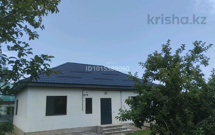 Отдельный дом · 3 комнаты · 100 м² · 4.5 сот., Абая 25/2 за 23 млн ₸ в Каскелене — фото 2