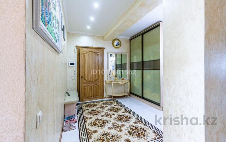 6-бөлмелі пәтер · 263.3 м² · 9/10 қабат, Таугүл-1 ш/а. — Навои, бағасы: 169 млн ₸ в Алматы, Ауэзовский р-н — фото 2