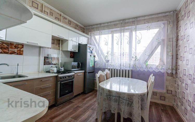 3-бөлмелі пәтер · 70 м² · 5/9 қабат, Ақсай-4 ш/а. 57, бағасы: 49.5 млн ₸ в Алматы, Ауэзовский р-н — фото 2