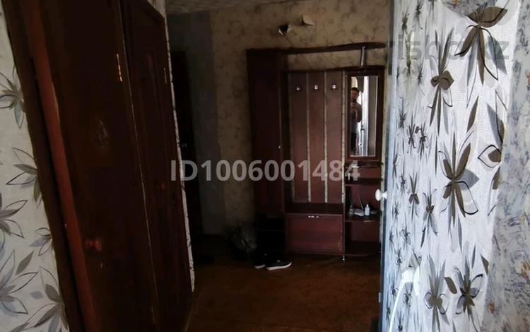 3-бөлмелі пәтер · 52 м² · 5/5 қабат, Дружбы 127 — Супермаркет Реал, бағасы: 8.9 млн ₸ в Караганде, Алихана Бокейханова р-н — фото 2