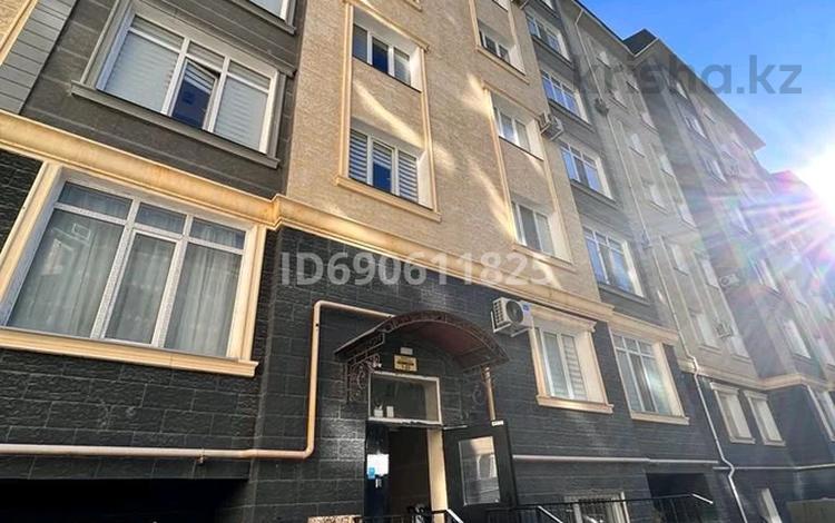 2-комнатная квартира, 66.4 м², 5/8 этаж, 19-й мкр 45/1