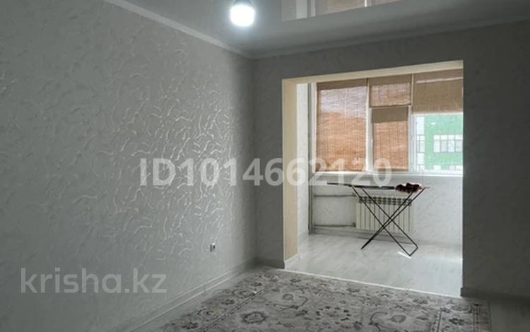 2-бөлмелі пәтер · 56 м² · 4/5 қабат, 17-ш/а. 92, бағасы: 18.5 млн ₸ в Актау, 17-й мкр — фото 2