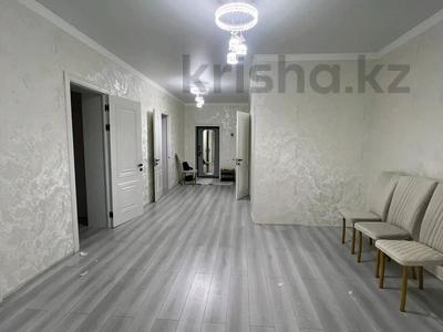 3-комнатная квартира · 130 м² · 1/5 этаж, мкр. Алтын орда за 48 млн ₸ в Актобе