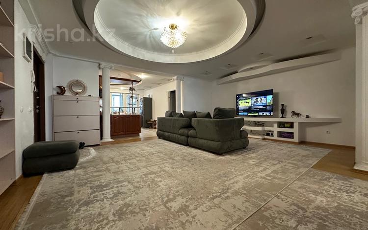 4-бөлмелі пәтер · 160 м² · 15/16 қабат, Жазылбека 20 — Саина, бағасы: 90 млн ₸ в Алматы, Бостандыкский р-н — фото 2