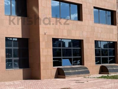 Офисы, магазины и бутики, склады, салоны красоты, фитнес и спорт, медцентры и аптеки, образование, развлечения, конференц-залы, кабинеты и рабочие места, студии · 68 м² за 442 000 ₸ в Астане, Нура р-н