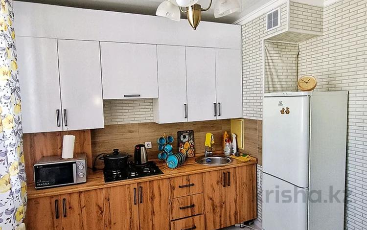 1-комнатная квартира · 40 м² · 1/7 этаж, Мкр. Болашак 27 — Волейбольный клуб за 150 000 ₸ в Талдыкоргане, мкр Болашак — фото 2
