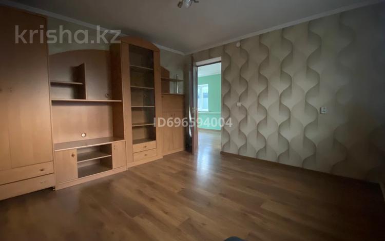 4-комнатная квартира, 150 м² помесячно, мкр Шанырак-1, Каратау 90