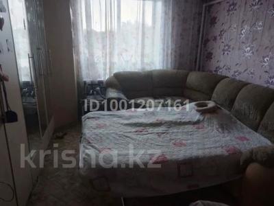 3-комнатная квартира · 67.3 м² · 2/2 этаж, Центральная 24 за 6 млн 〒 в Шахтинске
