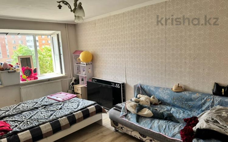 3-комнатная квартира · 75 м² · 2/10 этаж, Азербаева за 32.5 млн ₸ в Астане, Алматы р-н — фото 3