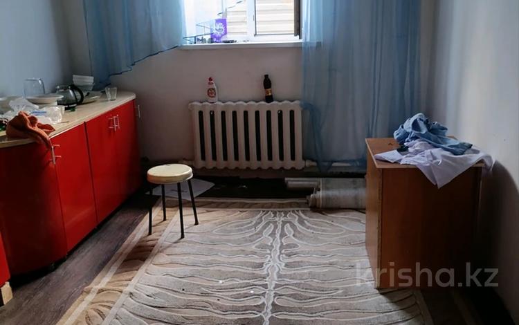 Отдельный дом · 4 комнаты · 100 м² · 6 сот., мкр Пригородный 227 — Черёмушки за 150 000 ₸ в Астане, Есильский р-н — фото 2