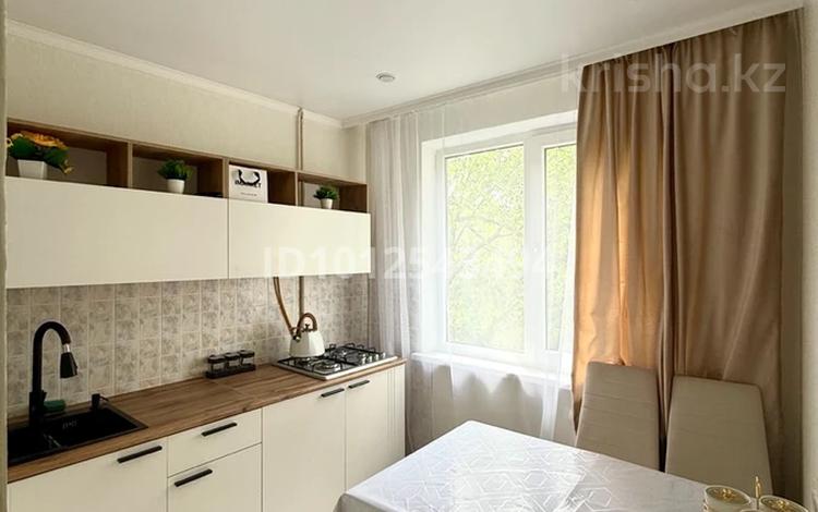 2-бөлмелі пәтер · 43 м² · 4/5 қабат, Маметова — КАЗИТУ, бағасы: 160 000 ₸ в Уральске, мкр Школьник — фото 7