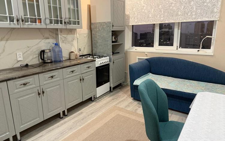 1-бөлмелі пәтер · 45 м² · 10/10 қабат, 13-ш/а. 54, бағасы: 150 000 ₸ в Актау, 13-й мкр — фото 2