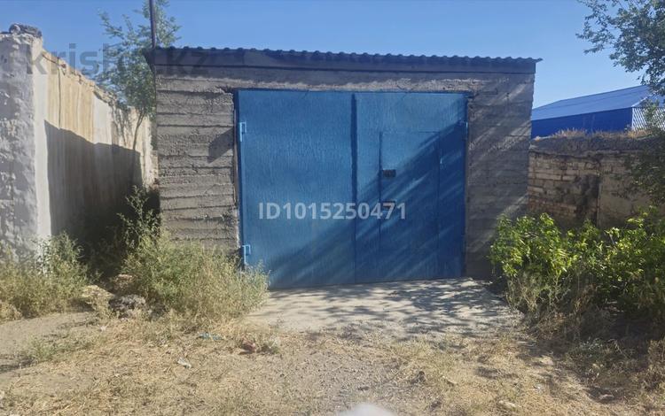 Гараж · 28 м² · Байконурова — Сзади 14 дома в гаражном массиве. кв-л 15в г-ж 74, бағасы: 3.5 млн ₸ в Сатпаев — фото 2