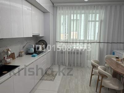 2-комнатная квартира · 87.9 м² · 1/6 этаж, мкр. Алтын орда, Мангилик ел 19 за 35 млн ₸ в Актобе