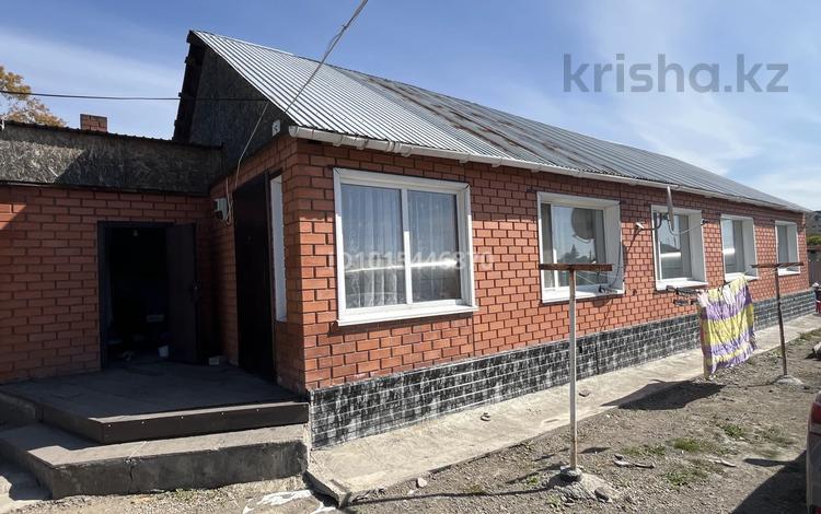 Отдельный дом · 3 комнаты · 100 м² · 15 сот., Александра Толкунова 75 за 39 млн ₸ в Щучинске — фото 2