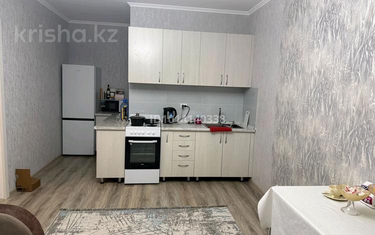 2-комнатная квартира · 43 м² · 3/10 этаж, Базовая за 190 000 ₸ в Усть-Каменогорске — фото 2