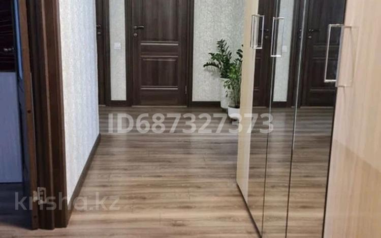 2-комнатная квартира · 75 м² · 9/9 этаж, мкр Кадыра Мырза-Али 30/1 за 250 000 ₸ в Уральске — фото 17