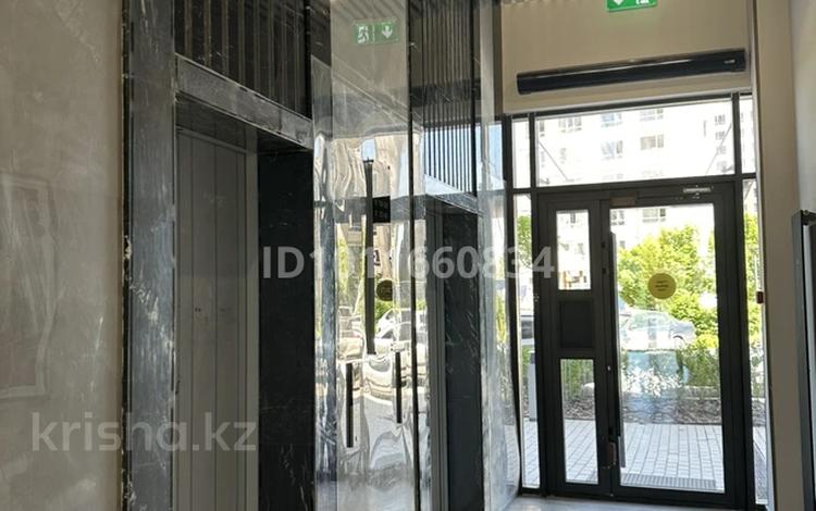 1-бөлмелі пәтер · 40 м² · 9/16 қабат, мкр Акжайык, К. Толеметова 500, бағасы: 25 млн ₸ в Шымкенте, Абайский р-н — фото 2