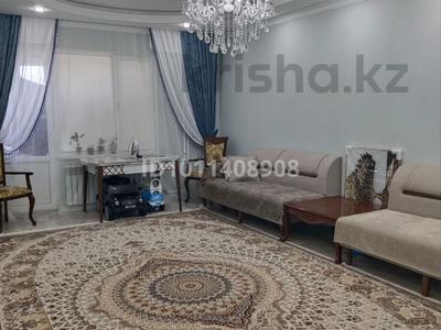 3-комнатная квартира · 108 м² · 1/16 этаж, мкр. Алмагуль, Алмагуль за 35.5 млн ₸ в Атырау
